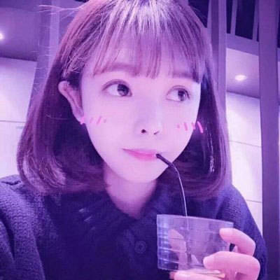 紫色的女生头像图片(24张)