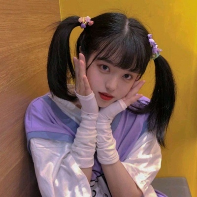 干净高级的紫色系女生头像(优选28张)