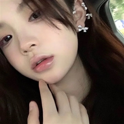 适合微信的女生头像精选图片(优选22张)