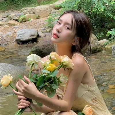 适合微信的女生头像精选图片(优选22张)