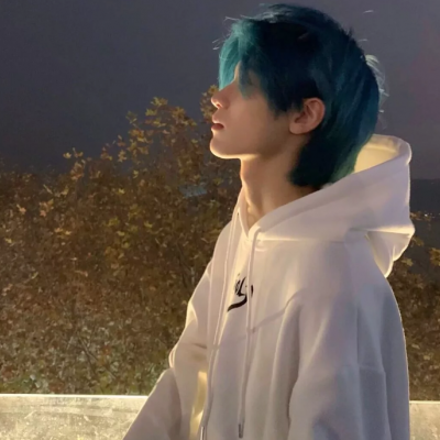 高清头像男真人头像(精选22张)