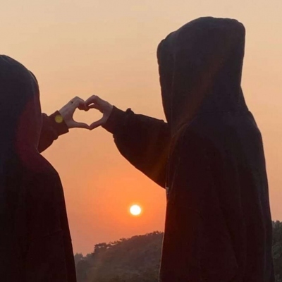 情侣头像背景图两人两张(优选18张)