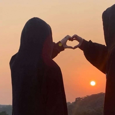 情侣头像背景图两人两张(优选18张)