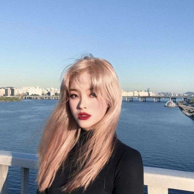 高颜值气质女生头像(精选18张)