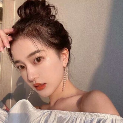 高颜值气质女生头像(精选18张)