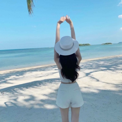 微信头像女背影气质女人背影高清图片大全(22张)