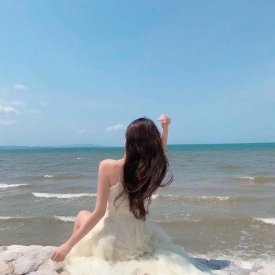 微信头像女背影气质女人背影高清图片大全(22张)