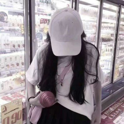 帽子遮住脸的女生头像(共22张)