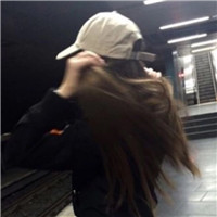 帽子遮住脸的女生头像(共22张)
