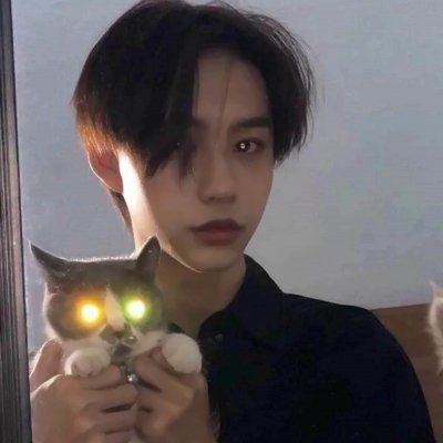 酷到没边际的男生魅力头像合集图片(优选18张)