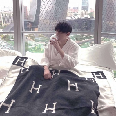 头像情侣单人一人一张(共18张)