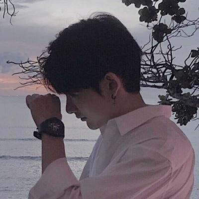 头像情侣单人一人一张(共18张)