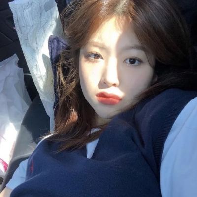 可爱甜美的气质女生头像图片(优选20张)