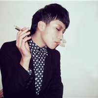 叼烟头像男生霸气头像(共18张)