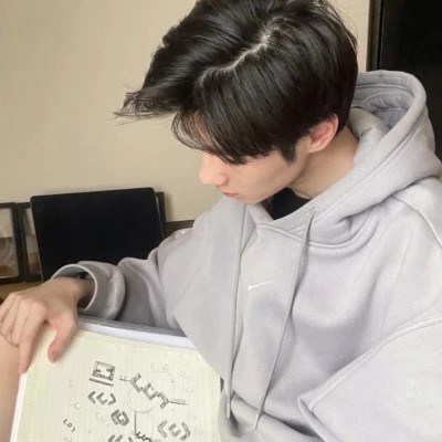 2023个性网男生最新头像(优选20张)