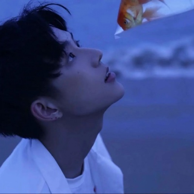 全网最帅的头像图片(共20张)