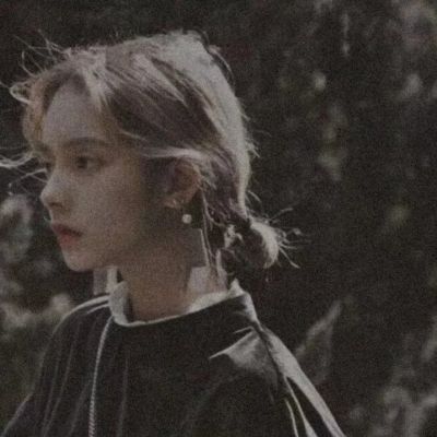 比较亲密和暧昧的情头(精选16张)