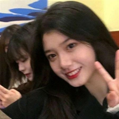 帅气的图片女生头像(18张)