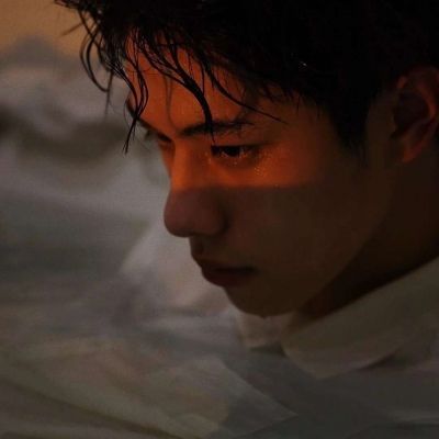 风格好看的气质男头像图片(18张)