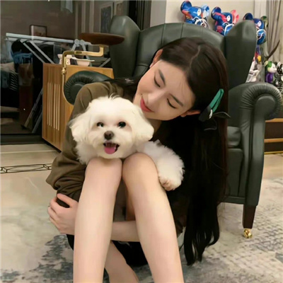 超纯超欲的女生头像图片(20张)