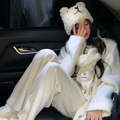 2023年最潮流女生霸气头像(22张)