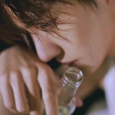 帅气的个性点的男生头像(精选18张)