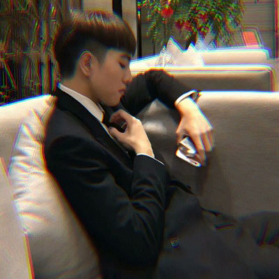 超清气质高冷男神头像(优选18张)
