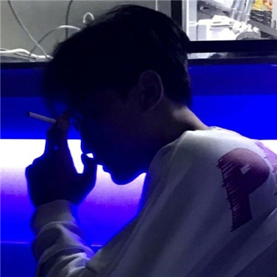 高清孤傲高冷男头像(18张)