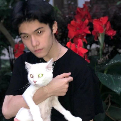 高清孤傲高冷男头像(18张)