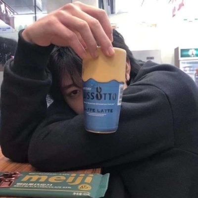 帅气的文艺范qq男生头像图片(18张)