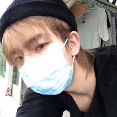 帅气的文艺范qq男生头像图片(18张)