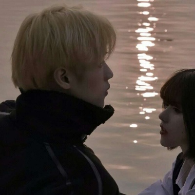 微博情侣头像图片大全(优选16张)