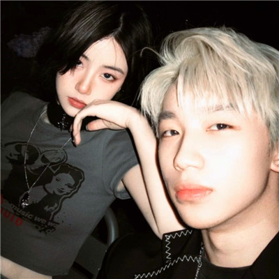 2023最新双人情侣头像真人图片(精选16张)