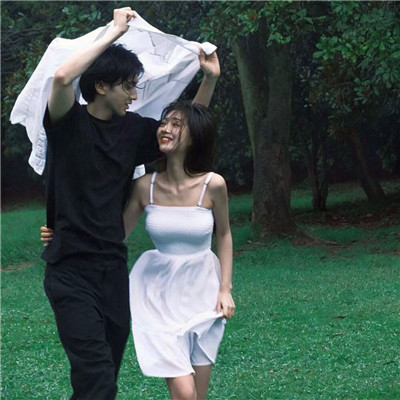 2023最新双人情侣头像真人图片(精选16张)