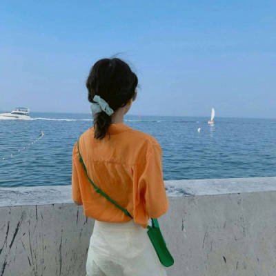 有艺术感的女生头像(共16张)