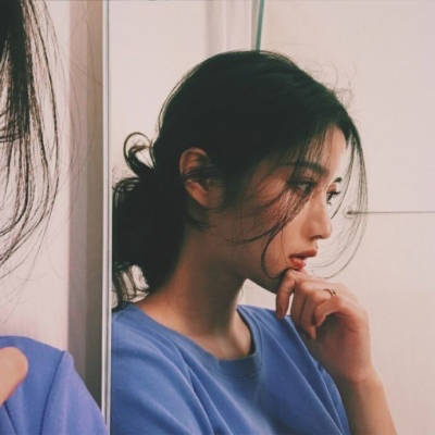 有艺术感的女生头像(共16张)