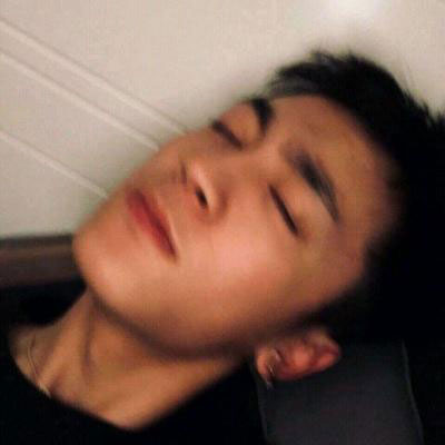 陌陌帅哥头像图片大全(精选16张)