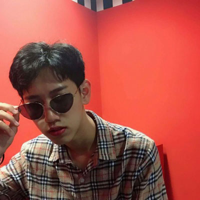 陌陌帅哥头像图片大全(精选16张)