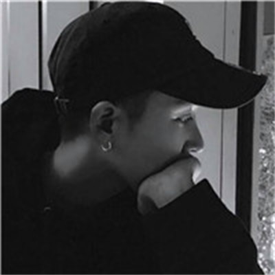 黑白男生帅哥时尚超酷的微信头像(优选18张)