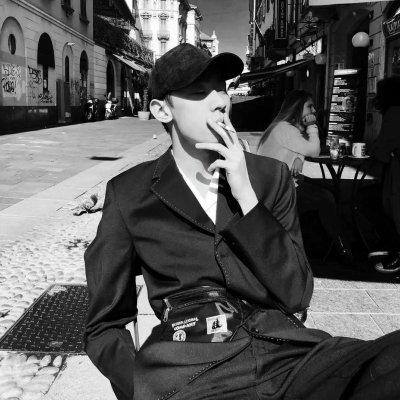 最新高清帅气黑白男头(精选18张)