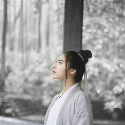 古风头像女有意境真人图片大全(优选18张)
