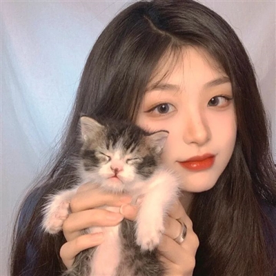 好看的甜美女生头像图片(精选20张)