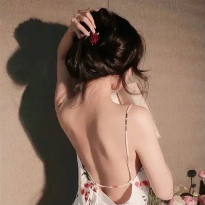 甜美图片可爱女生头像(18张)