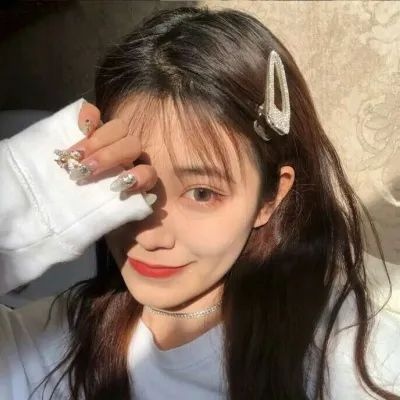 好看有气质的美女头像(共20张)