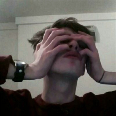 男生忧郁郁闷烦躁头像(共18张)