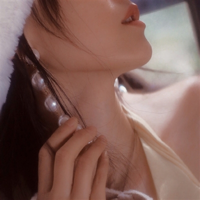 超级好看的女生部位头像(精选22张)