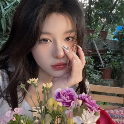 很有气质的女生头像(共22张)