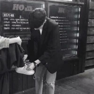 黑白情头一张男一张女情侣头像(共20张)