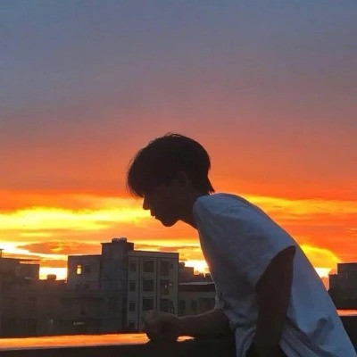 男生比较喜欢的头像(20张)