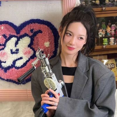 超甜超撩的微信女头像图片(精选18张)